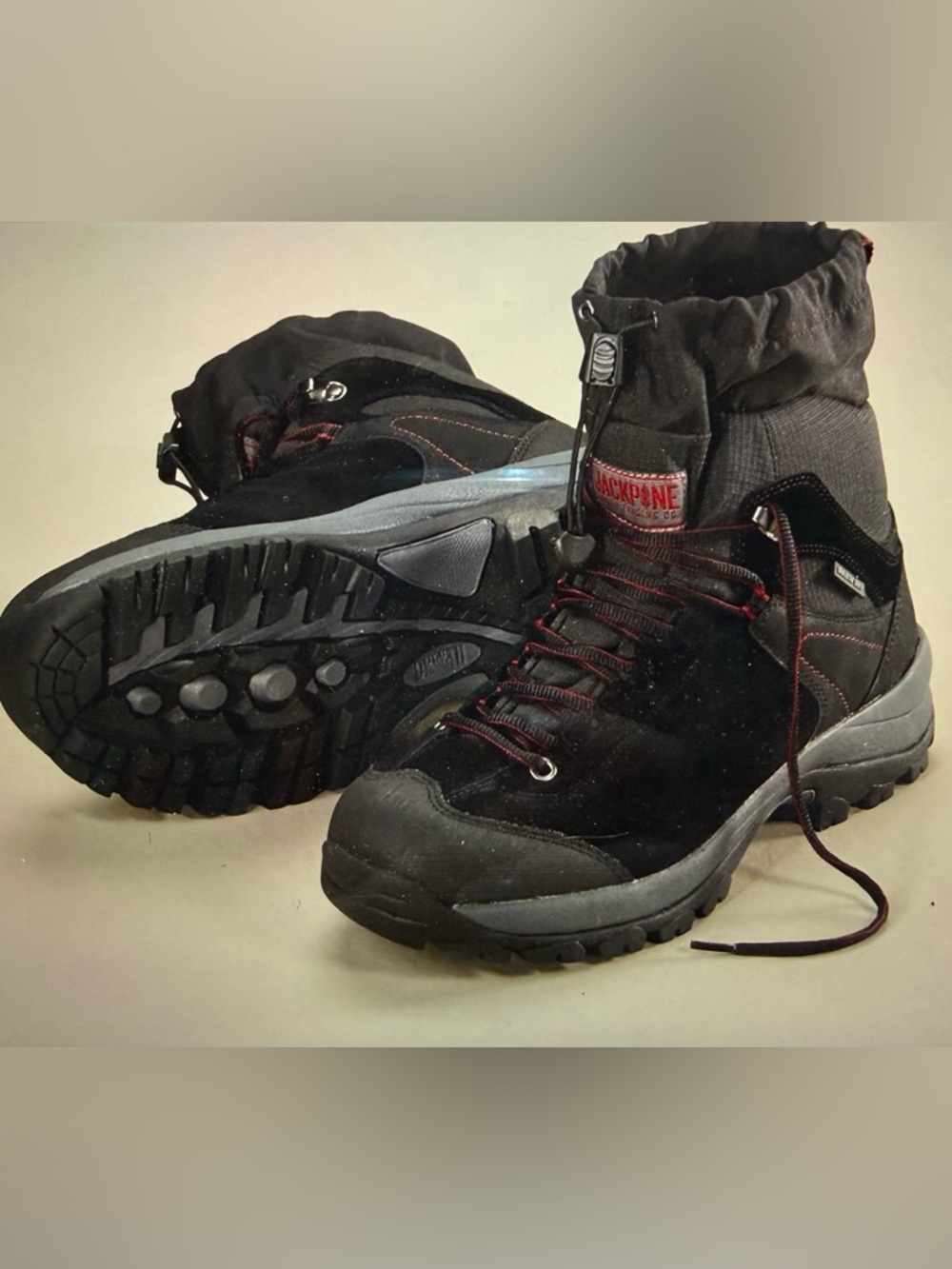 Duluth Trading Co Black and Gray Men's Hiking Boots with Red Accents